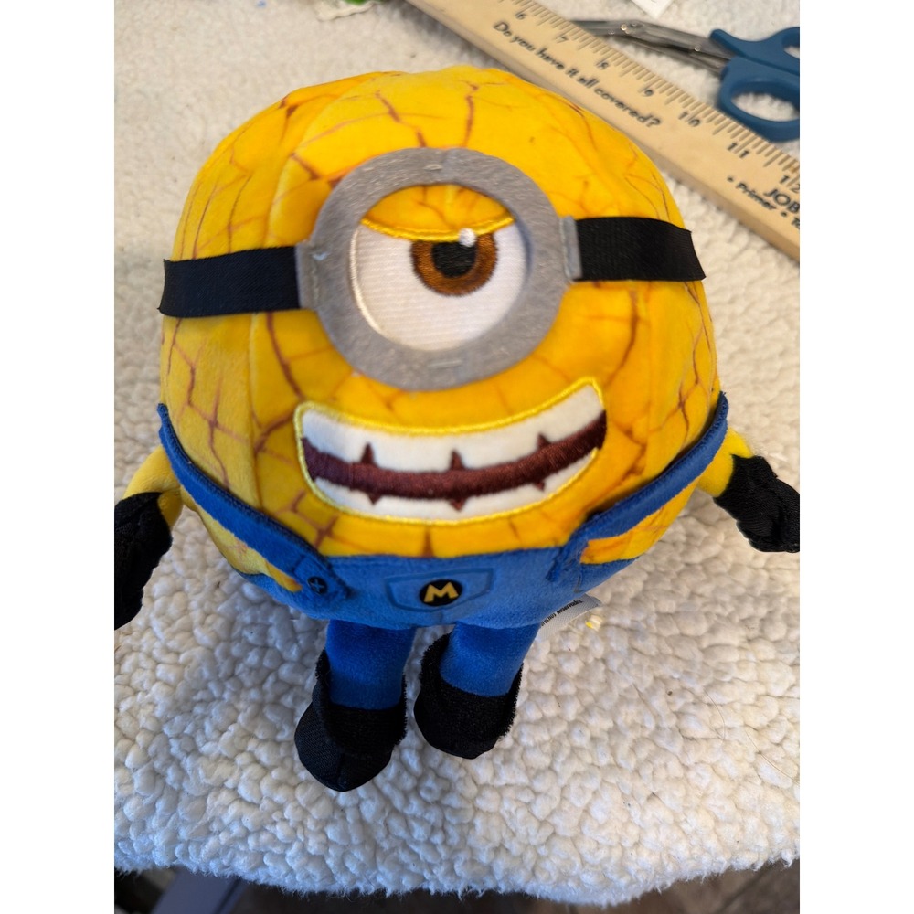 Illumination Despicable Me 4 Minion Round Plush Stuffed Toy Yellow Blue 7 Inch